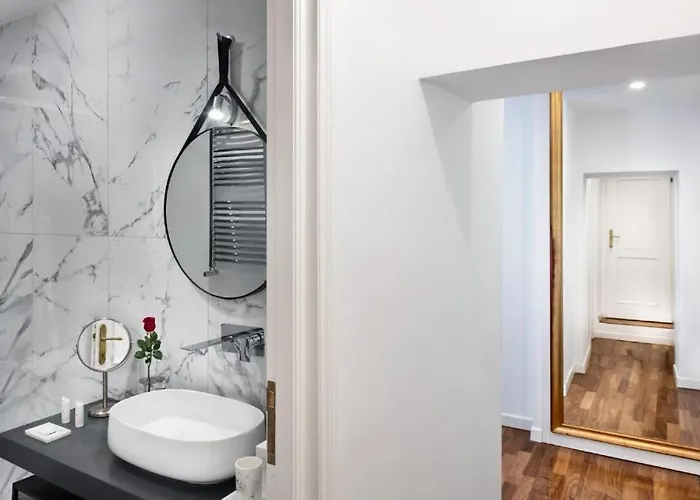 Apartamento Piazza Di Spagna 32 Fellini Design *